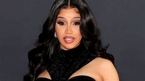 cardi b hair removal|Cardi B Is Getting Laser Hair Removal to Look Like。